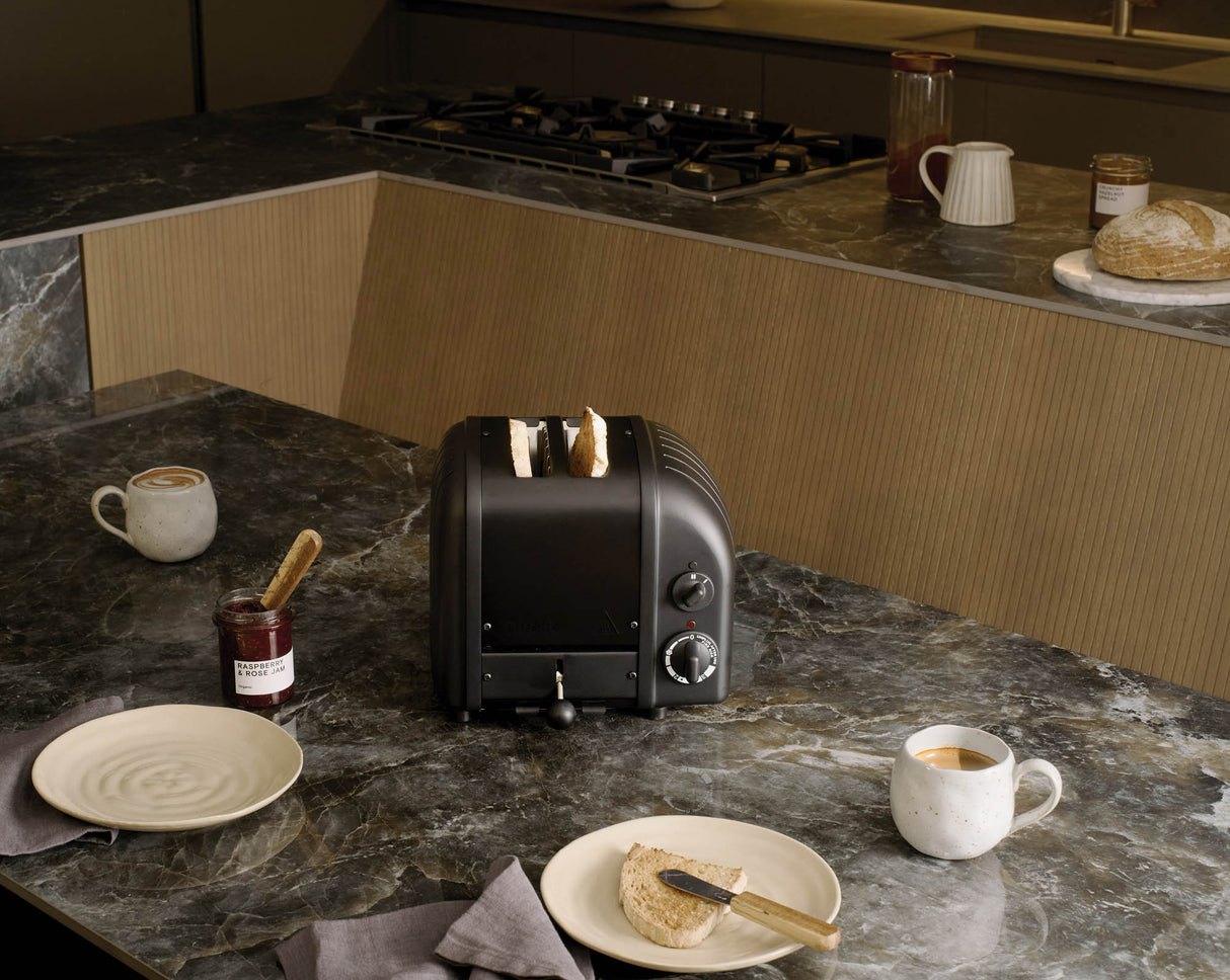 Toaster NEWGEN, Stealth, 2-Schlitz, schwarz