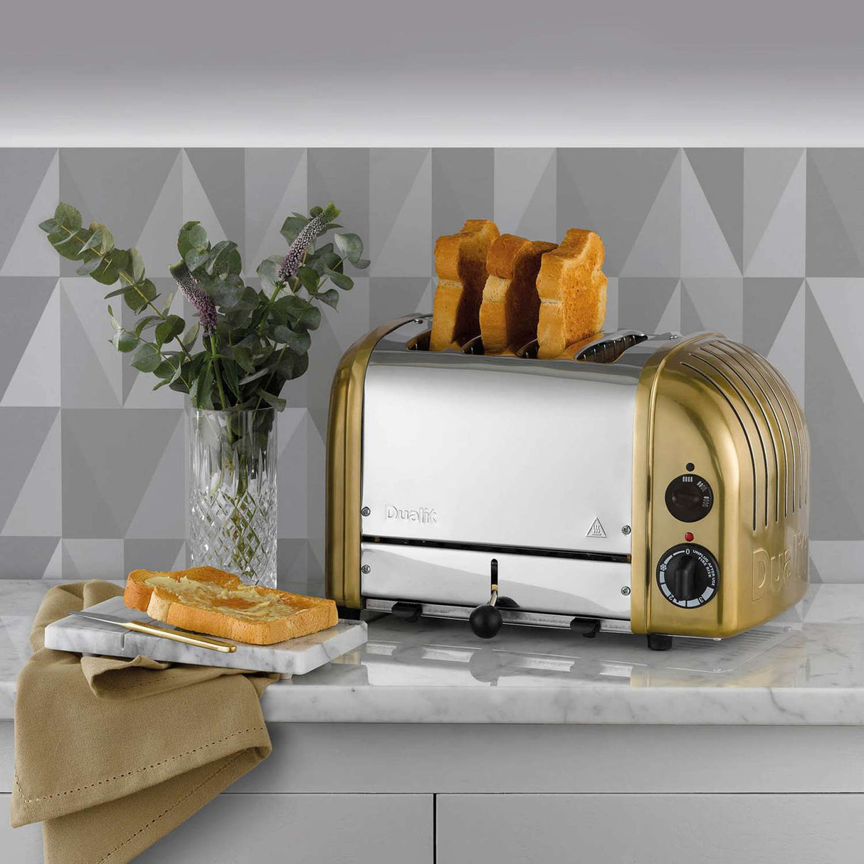 Toaster NEWGEN, Classic, 4-Schlitz, messing