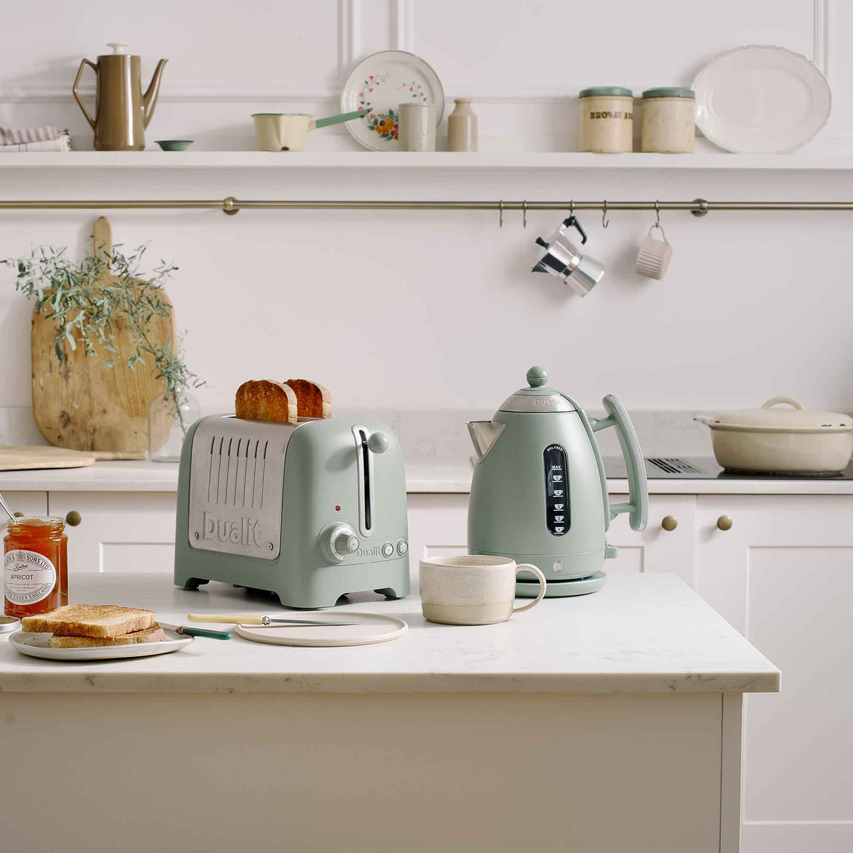 Dualit Wasserkocher LITE, 1,5 L, Salbeigrün, elektrischer Wasserkocher mit modernem Design und Komfort.
