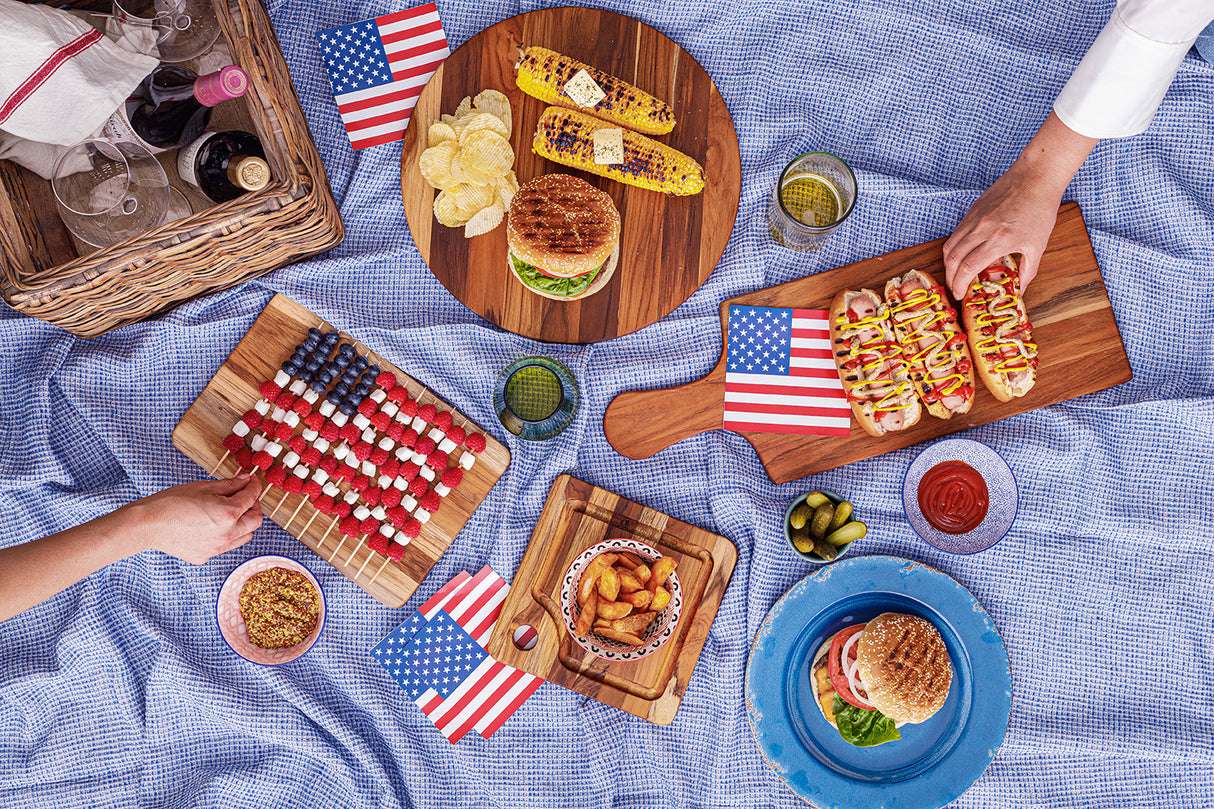 Marine Quadratisches Schneidebrett mit Saftrille