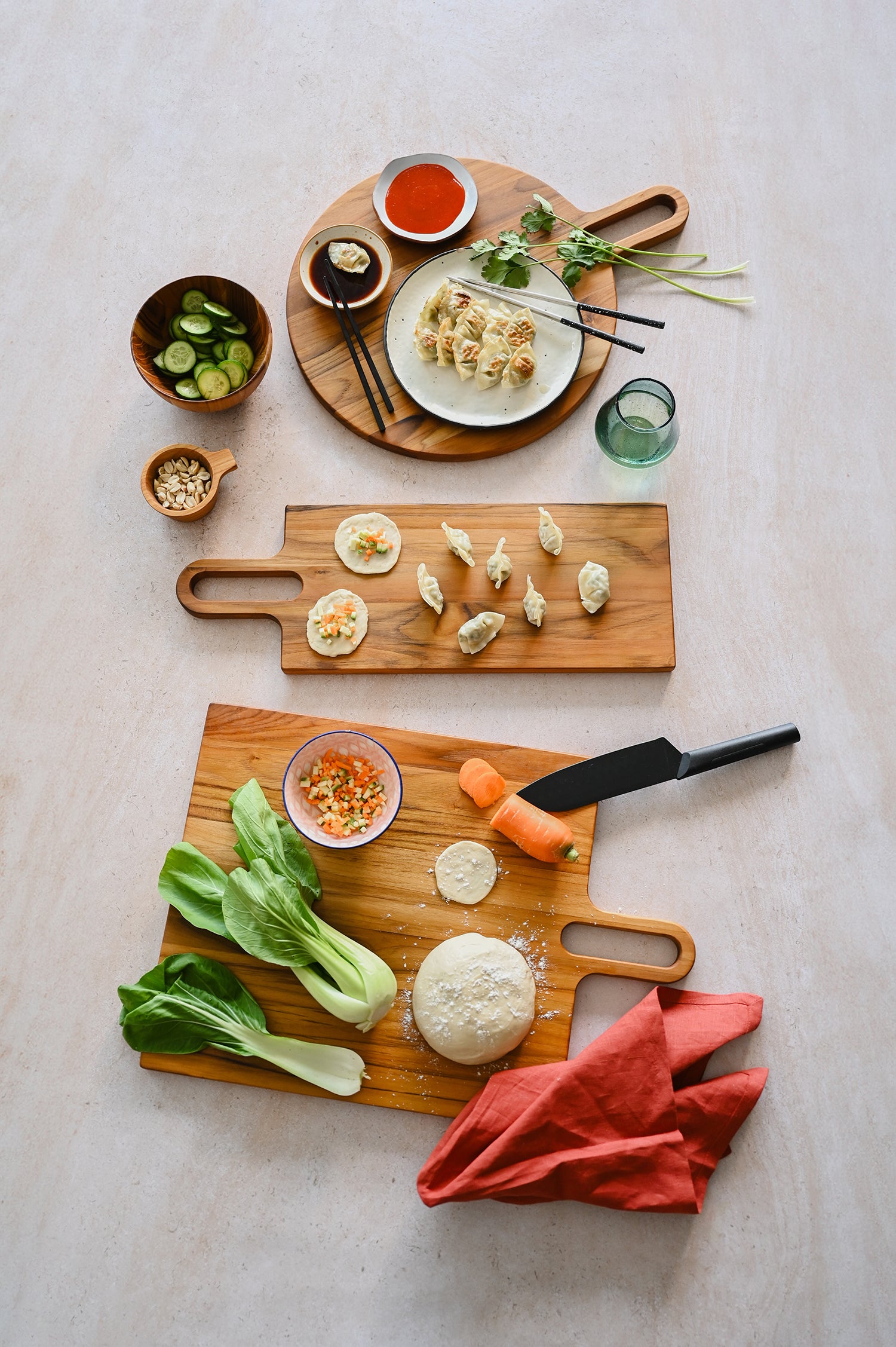 Bistro Rundes Servierbrett mit langem Griff