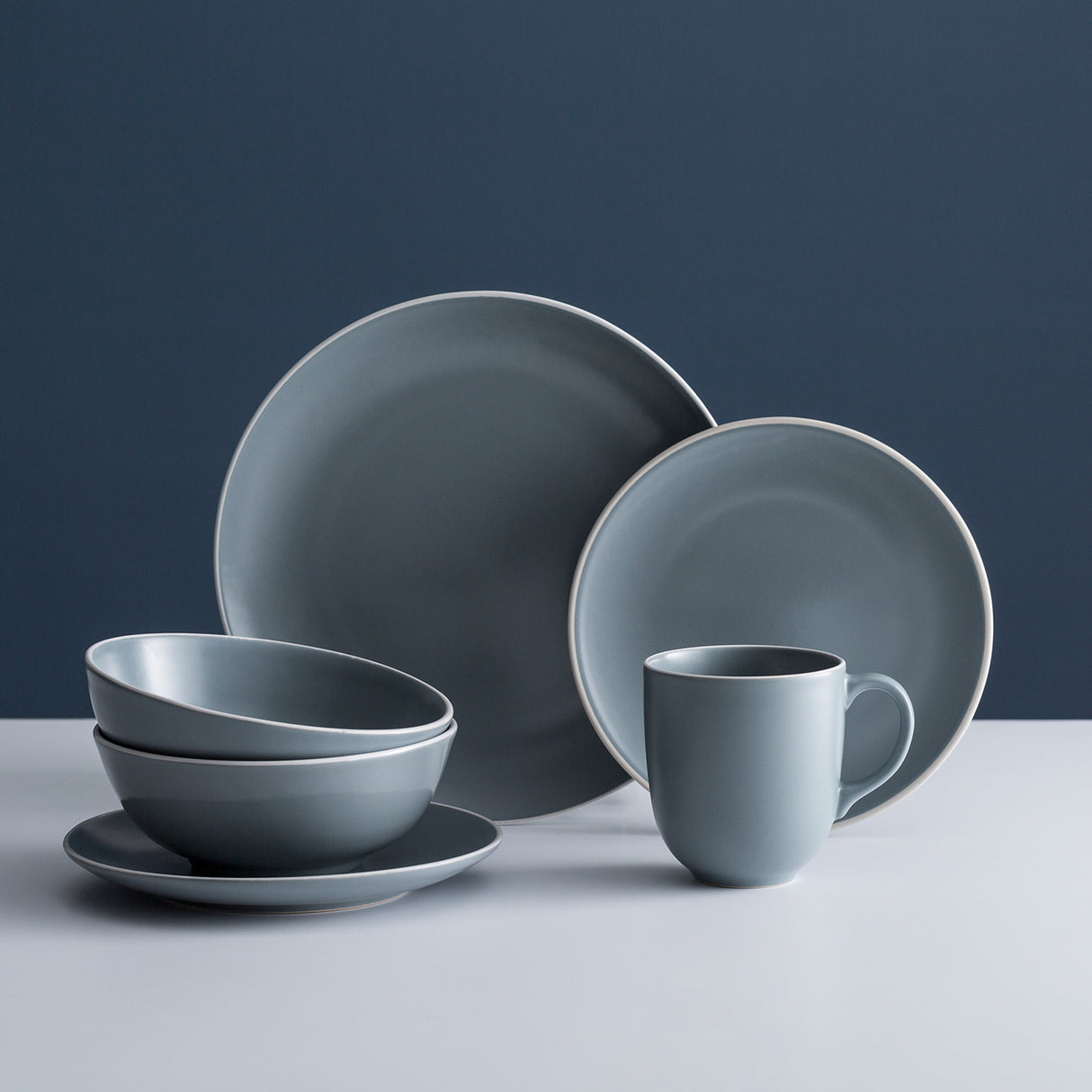 Tafel-Service, 12-teilig in 3 Farben