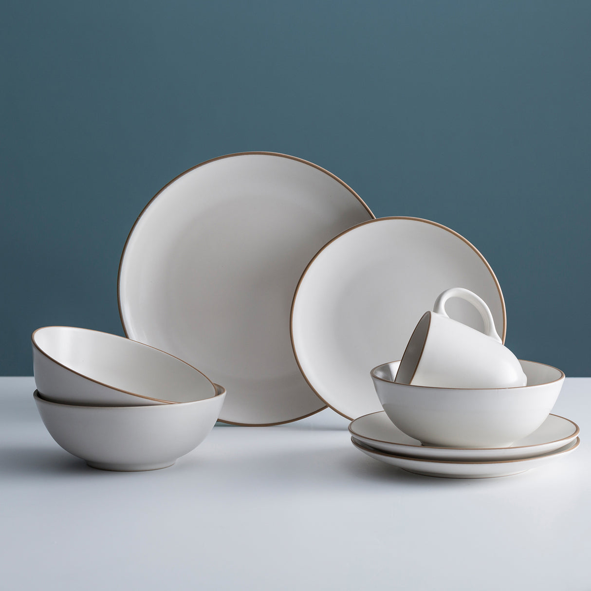 Tafel-Service, 12-teilig in 3 Farben