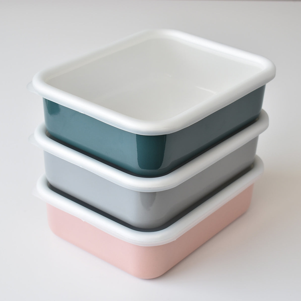 Color Line, Emaille Frischhaltedose, Rosa M Flach, 0,74L