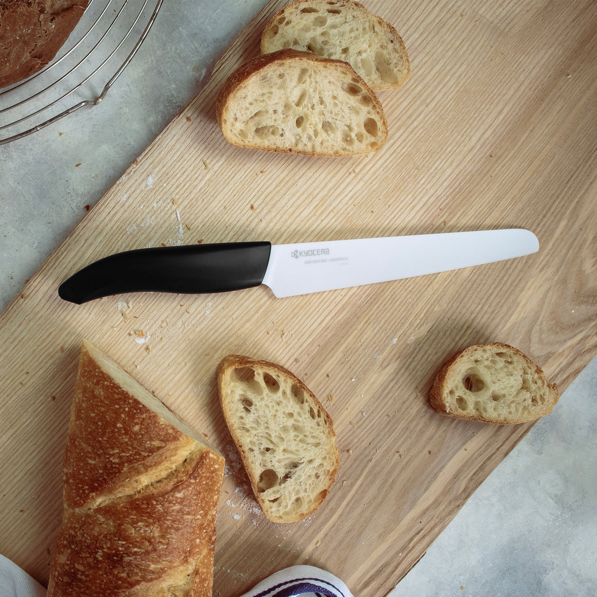 GEN Keramik-Brotmesser, Klinge: 18 cm