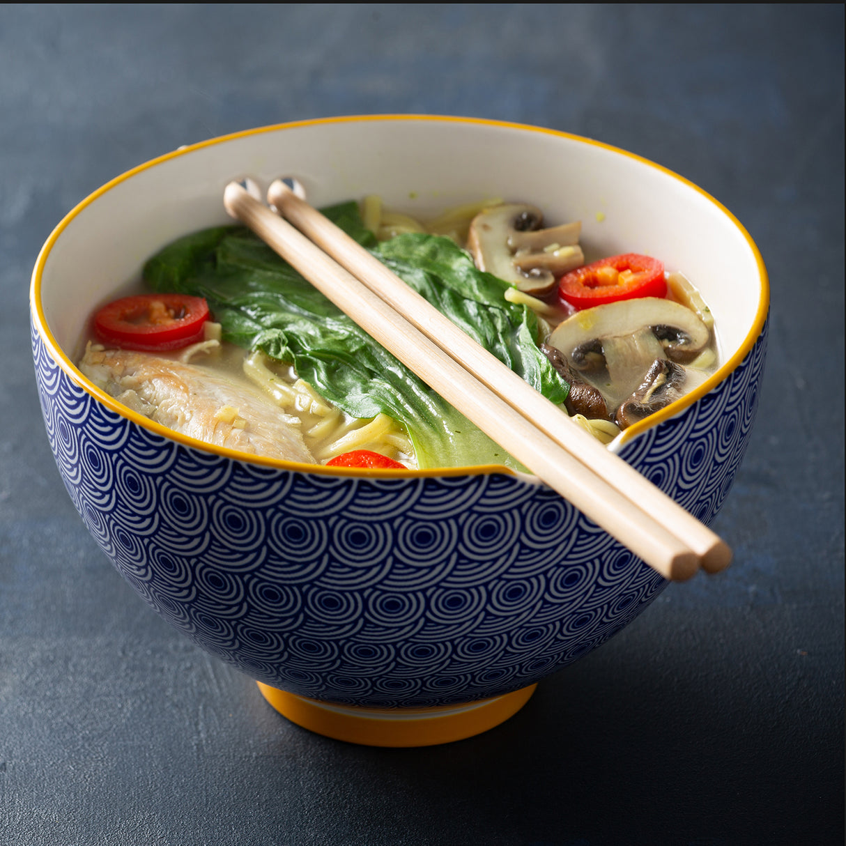 Worlds Foods | ASIA Suppenschale mit Stäbchen