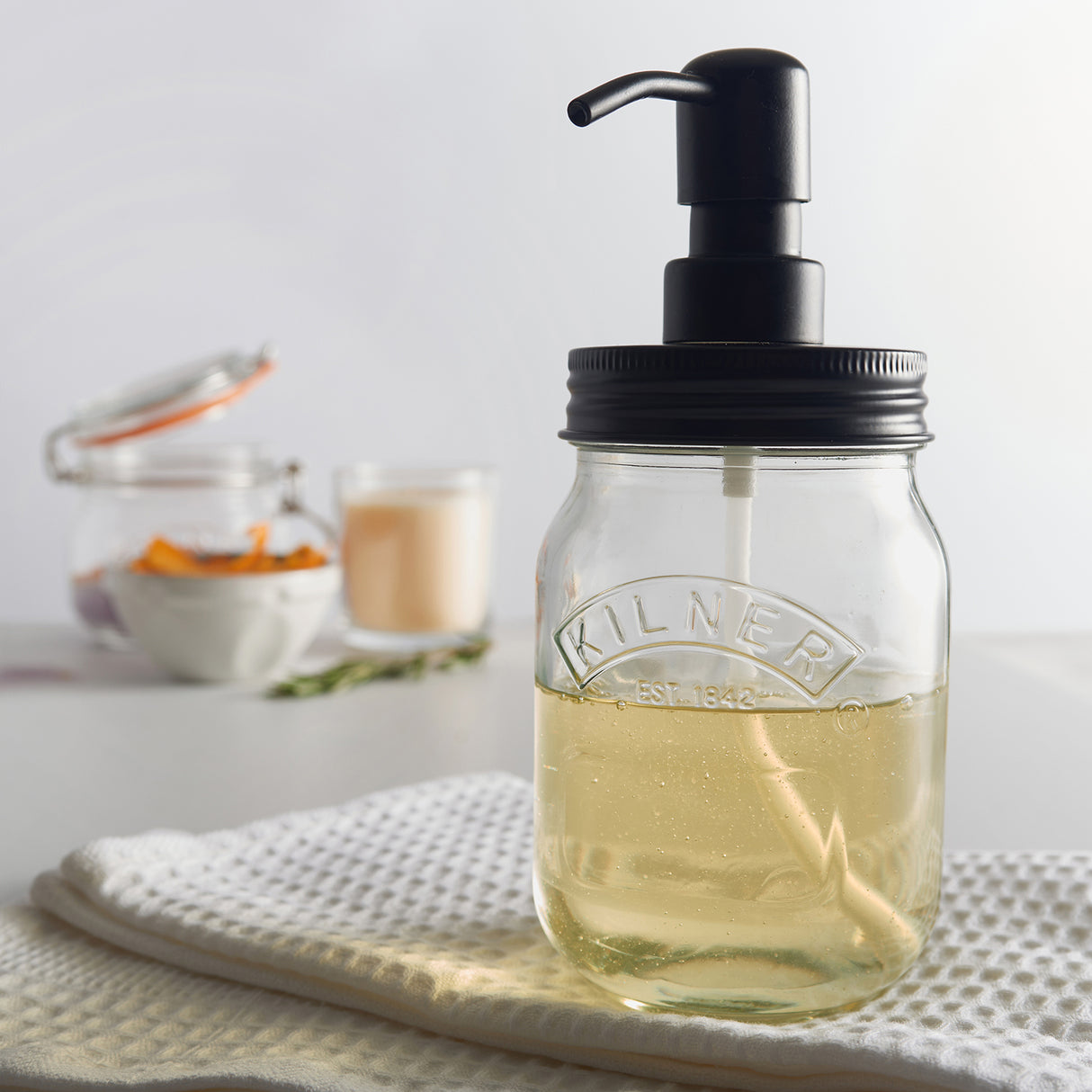 Seife- und Lotionspender, 0,5 Liter