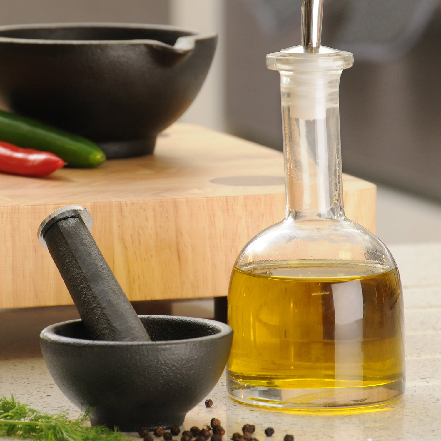 Langhals-Glasflasche mit Edelstahlausgießer, 280 ml