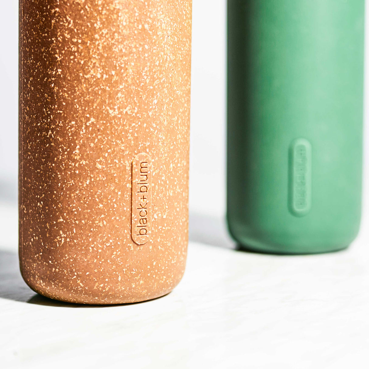 Trinkflasche Glas mit Silikonhülle, Olivegrün, 600 ml