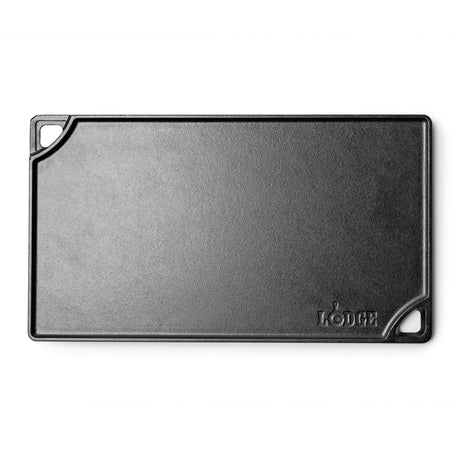 Lodge 2-sided Classic black grill plate with 42.5 cm surface, suitable for outdoor or indoor grilling and searing.