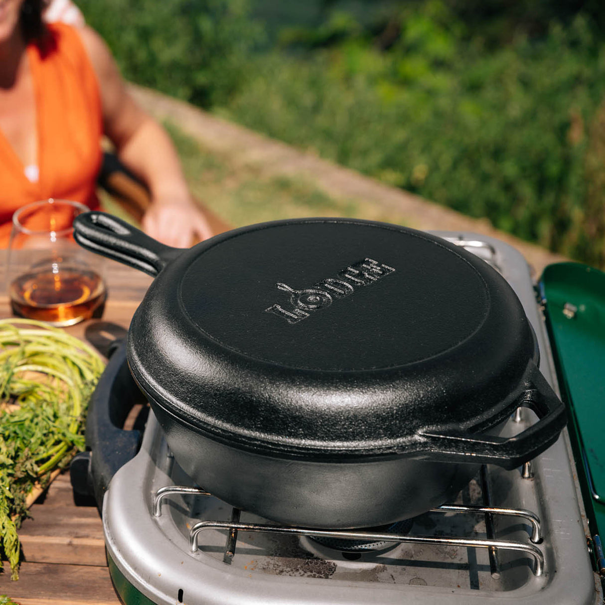 LODGE | Gusseiserner Kombi-Kochtopf, rund, CLASSIC,