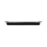 Lodge classic black baking pan with 26.7 cm diameter, sturdy backform for baking and roasting.