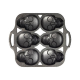 LODGE | Kuchenform, Classic, schwarz, 6 Totenköpfe