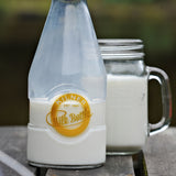 Milchflasche mit Schraubverschluss