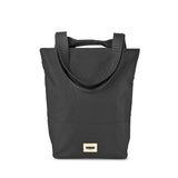 Einkaufstasche mit Tragegurt, isoliert