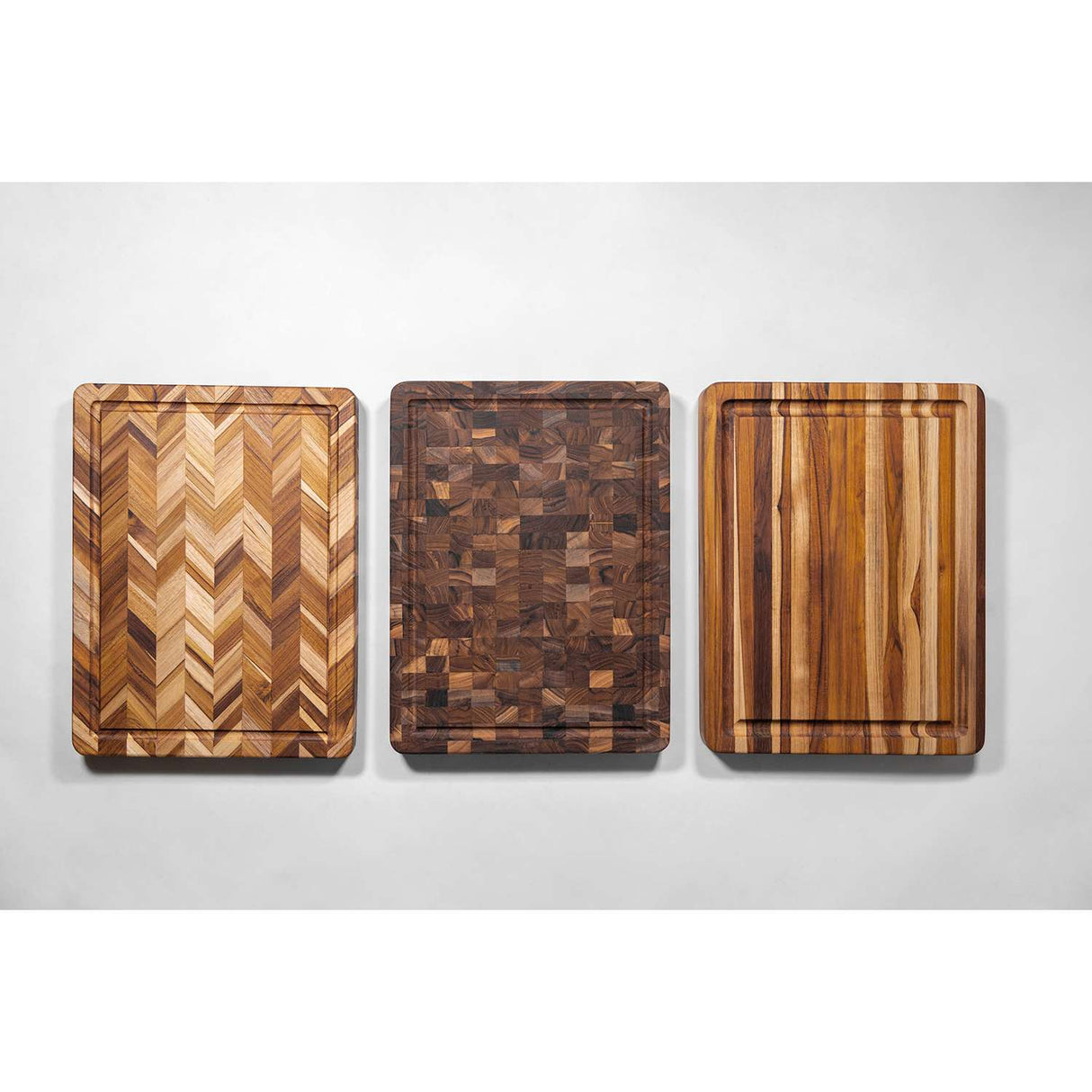 Teakholz-Schneidbrett HERRINGBONE