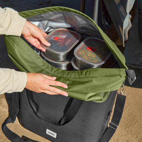 Kühltasche mit Gurt, isoliert