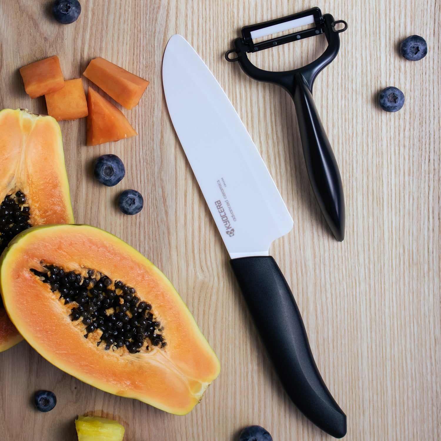 GEN Geschenkset: Santoku-Keramikmesser (14 cm) mit Schäler