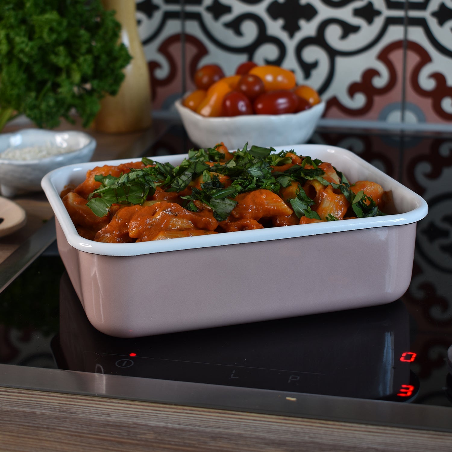 Color Line, Emaille Frischhaltedose, Rosa M Flach, 0,74L